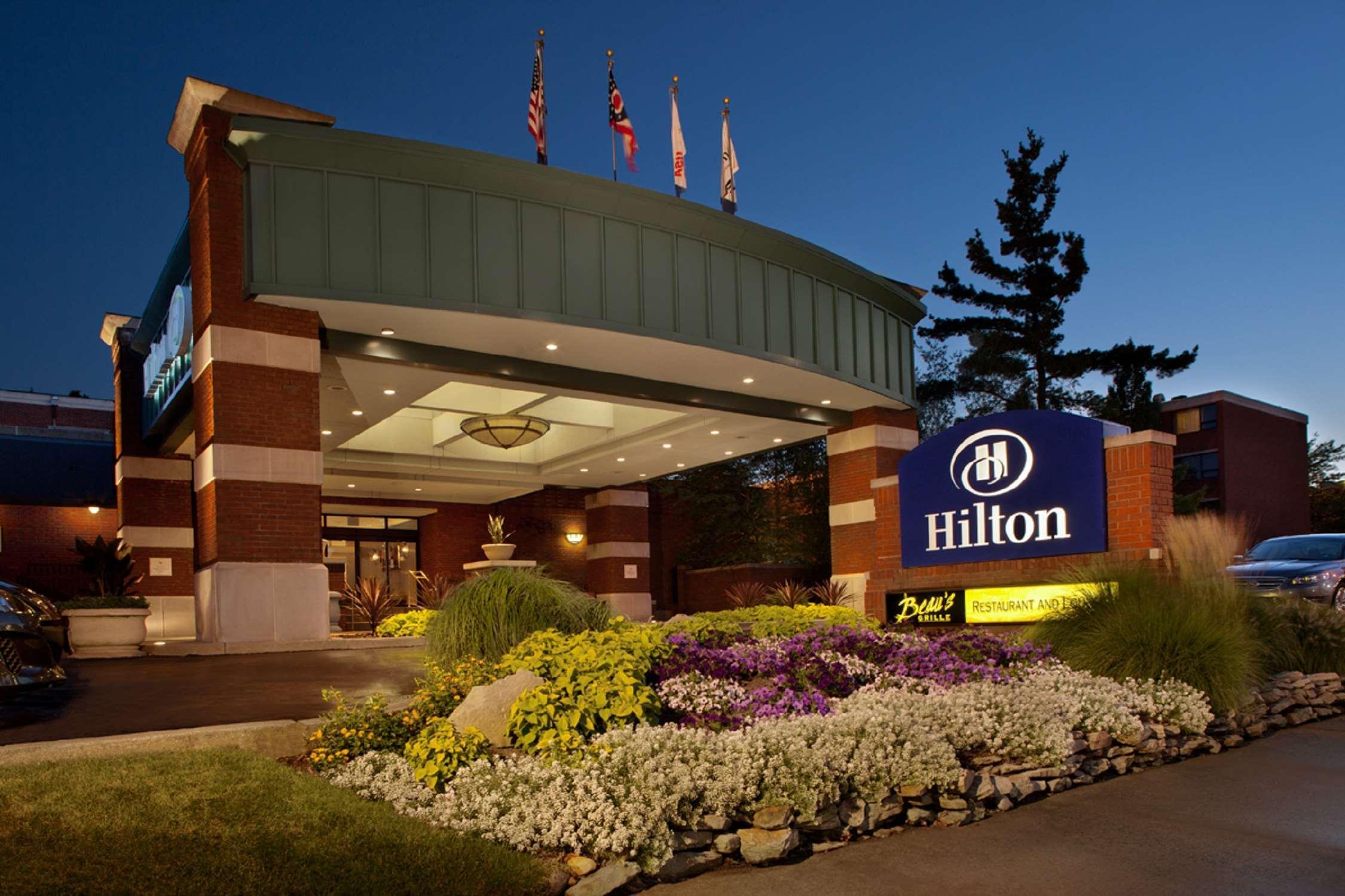 Отель Doubletree By Hilton Akron Фэр-Лон Экстерьер фото