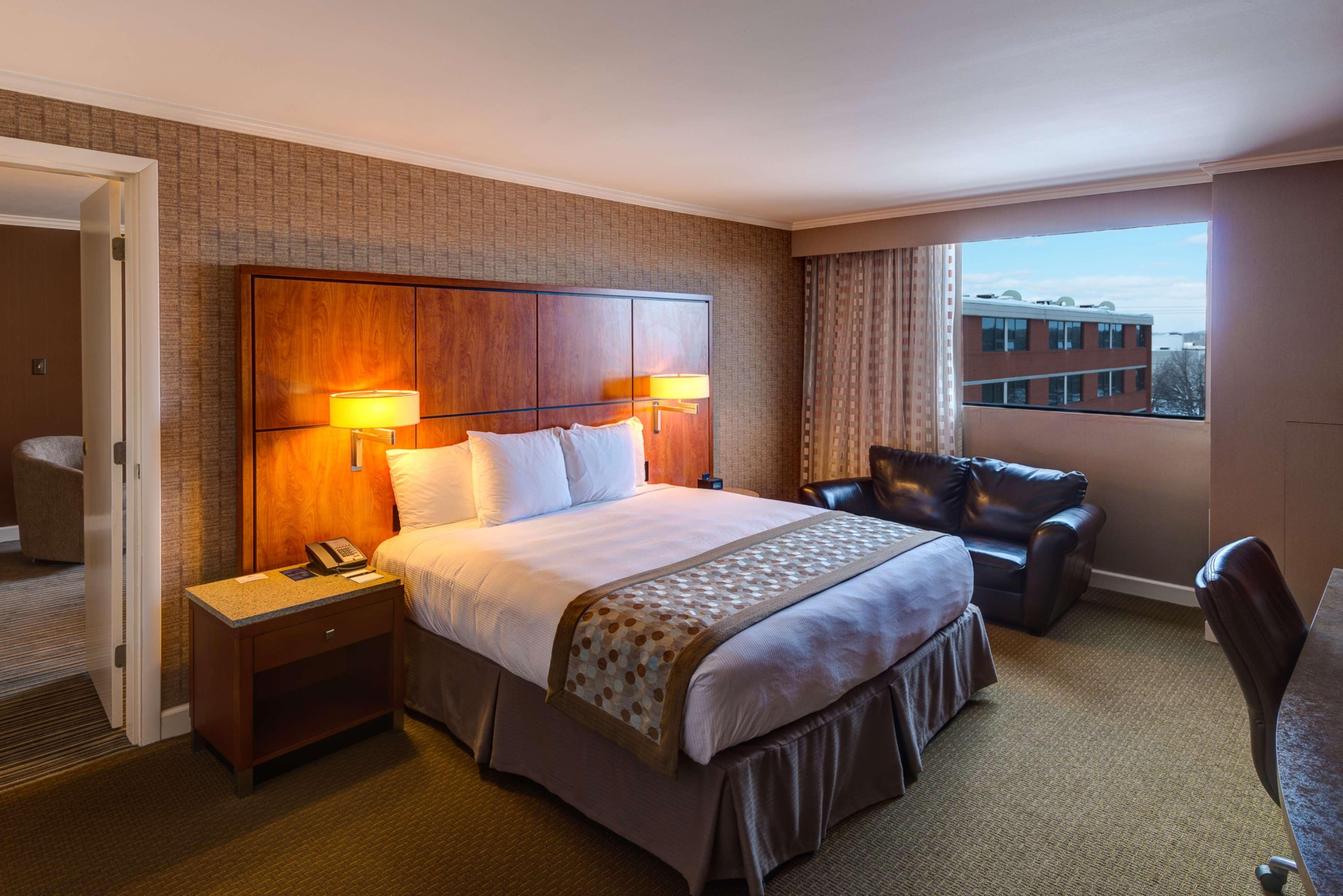 Doubletree By Hilton Akron Фэр-Лон Экстерьер фото