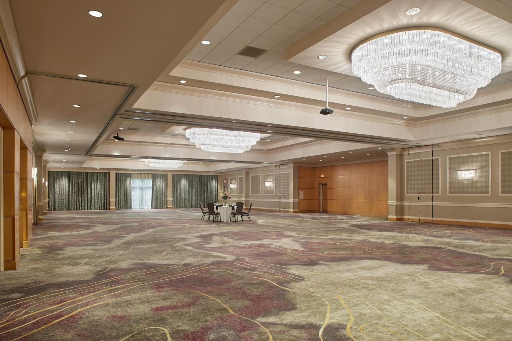 Doubletree By Hilton Akron Фэр-Лон Экстерьер фото