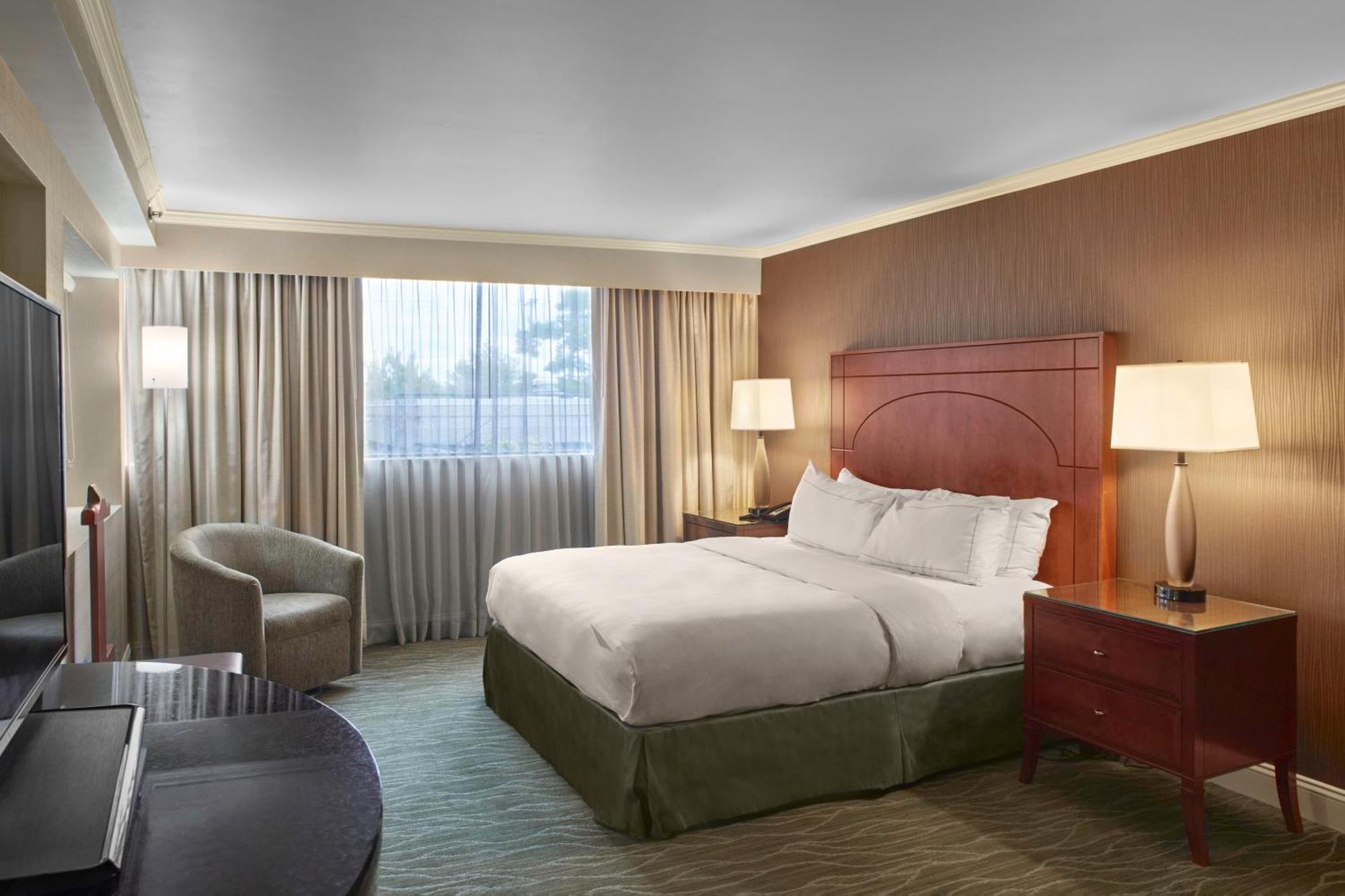 Doubletree By Hilton Akron Фэр-Лон Экстерьер фото