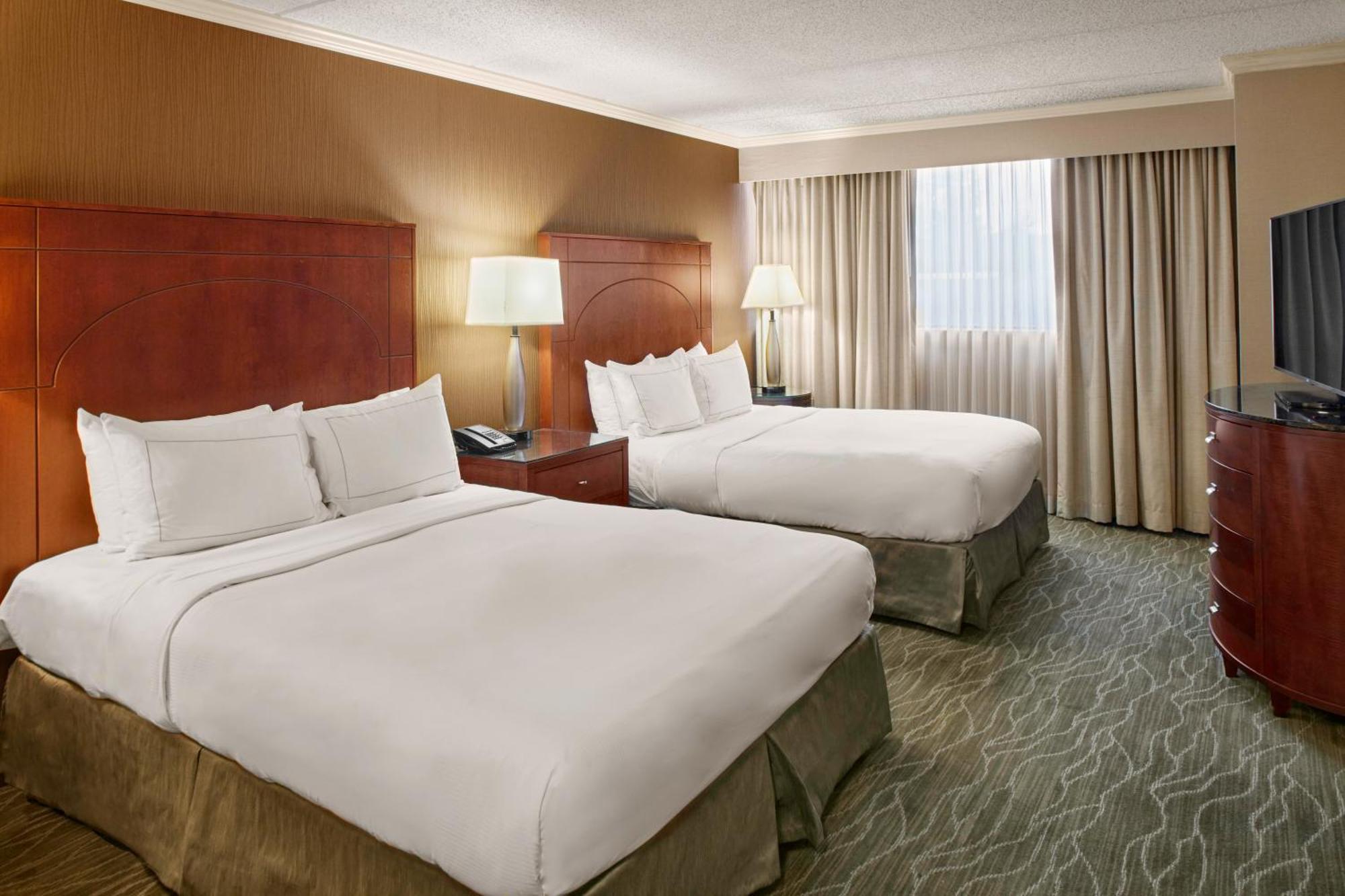 Doubletree By Hilton Akron Фэр-Лон Экстерьер фото