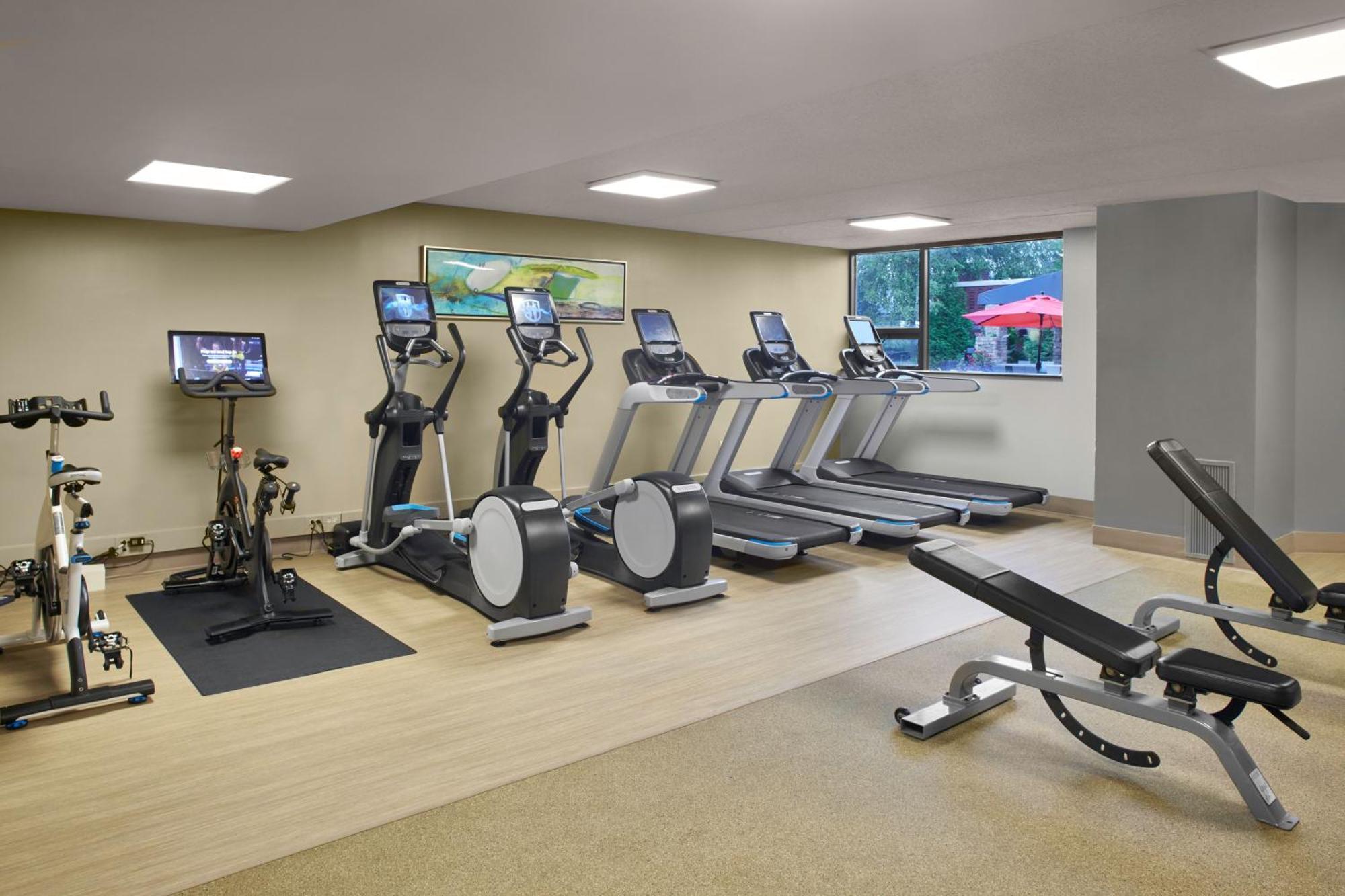 Doubletree By Hilton Akron Фэр-Лон Экстерьер фото
